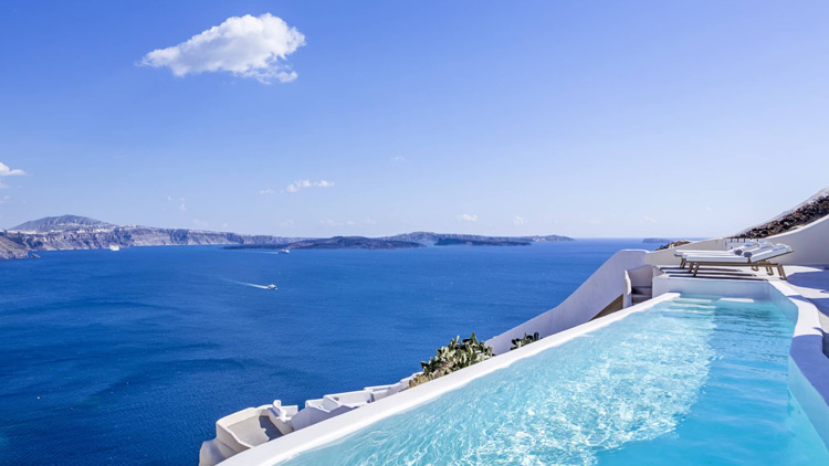 Canaves Oia Villa - Travelive Blog Canaves Oia Villa - Travelive Blog