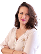 Jenia Koumerta - Travel Operations Representative, Travelive