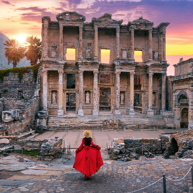 Private Tours - Luxury Travel Services by Travelive