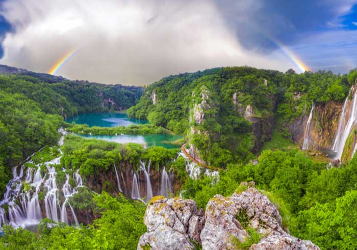 Plitvice Lakes – Romantic Croatian Honeymoon, Travelive