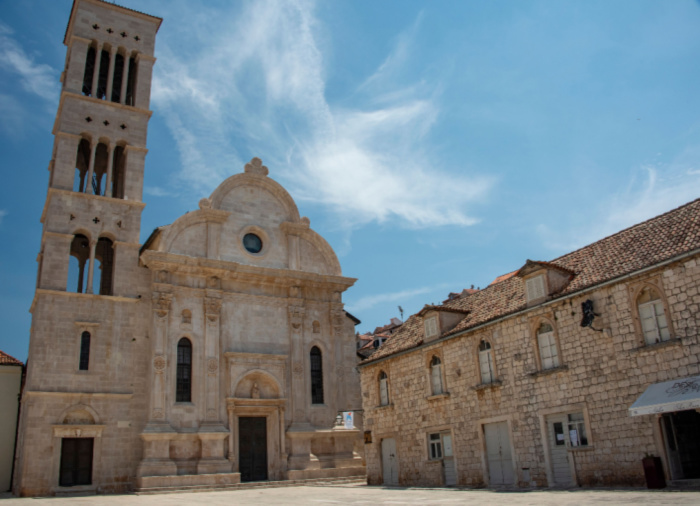 Island Odyssey Brac Heritage Tour – Luxury Vacation in Croatia