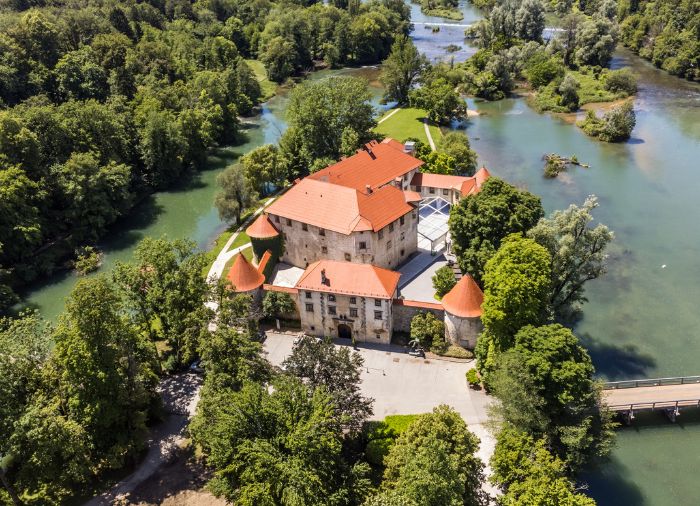 Luxury Vacation in Slovenia, Travelive