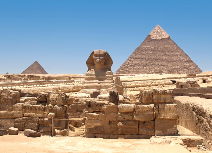 Pyramids – Sphinx, Cairo Honeymoon tours with Travelive, luxury travel agency