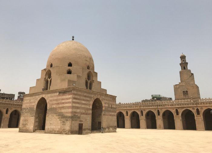 Egypt vacation tours with Travelive, luxury travel agency