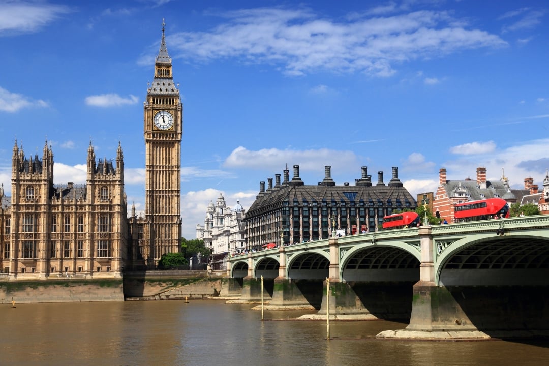Essential Europe: London, Paris & Amsterdam Discovery Split - France Vacation Package Created By Travelive