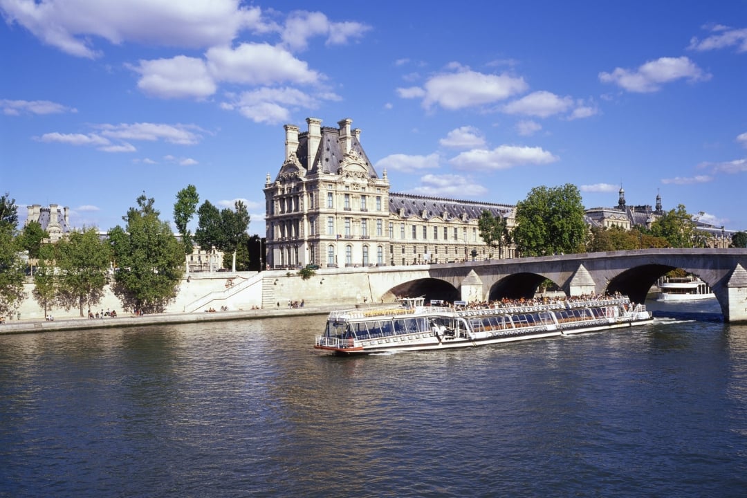 Romantic France & Amsterdam: Paris, Loire Valley & the Canals Split - France Vacation Package Created By Travelive