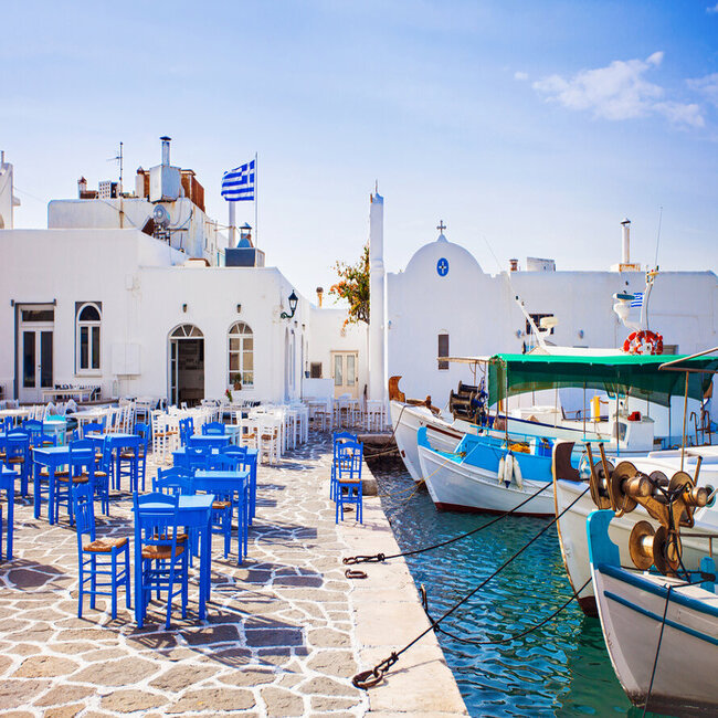 Paros Island, luxury travel with Travelive, top destinations in Greece