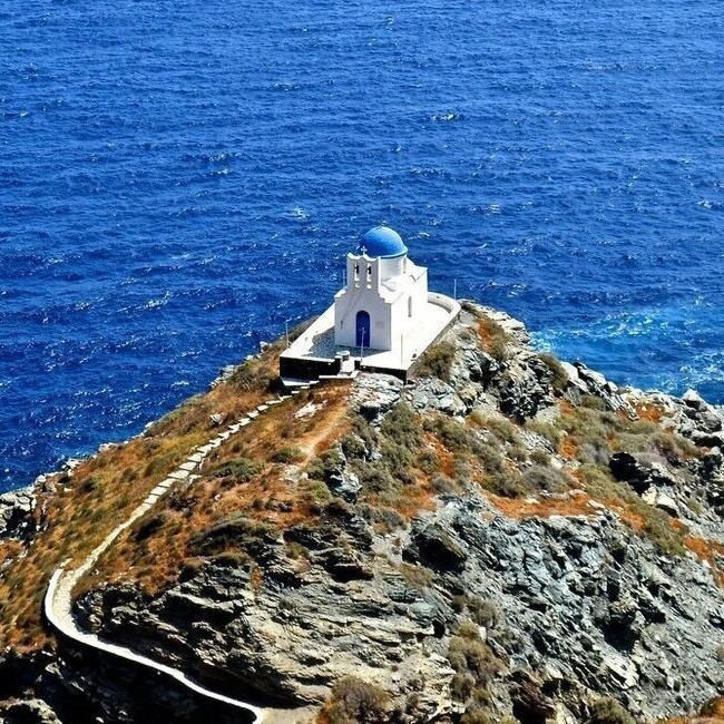 Sifnos Island, top destinations in Greece by Travelive, luxury holidays