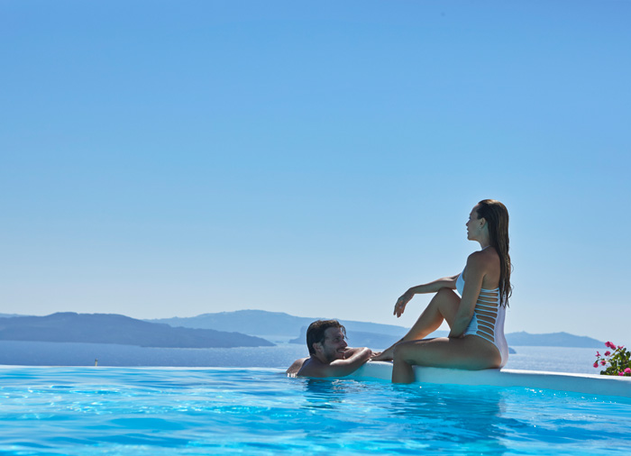 Infinity Pool – Canaves hotel in Oia, Santorini Honeymoon Packages, Travelive