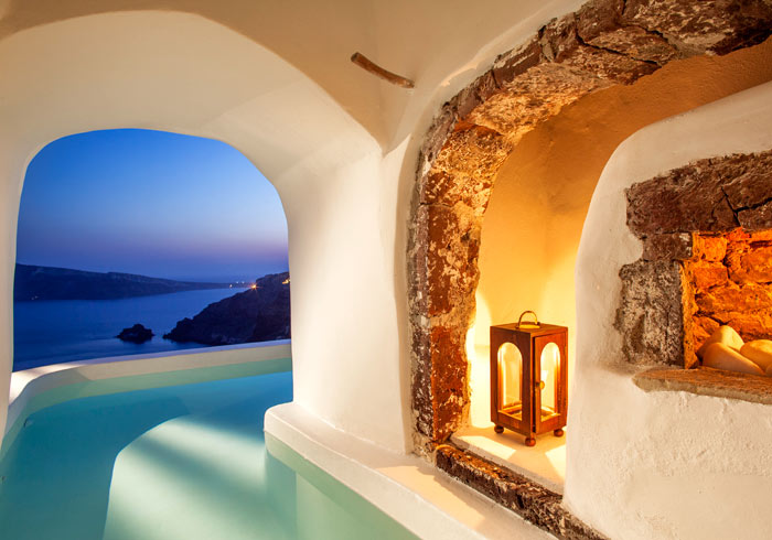 Luxury suite – private pool, Santorini Greece honeymoon packages by Travelive