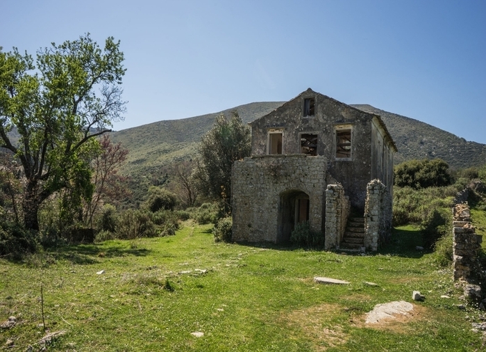 Claim your Bragging Rights in Greece package in Athens, Naxos, Paros