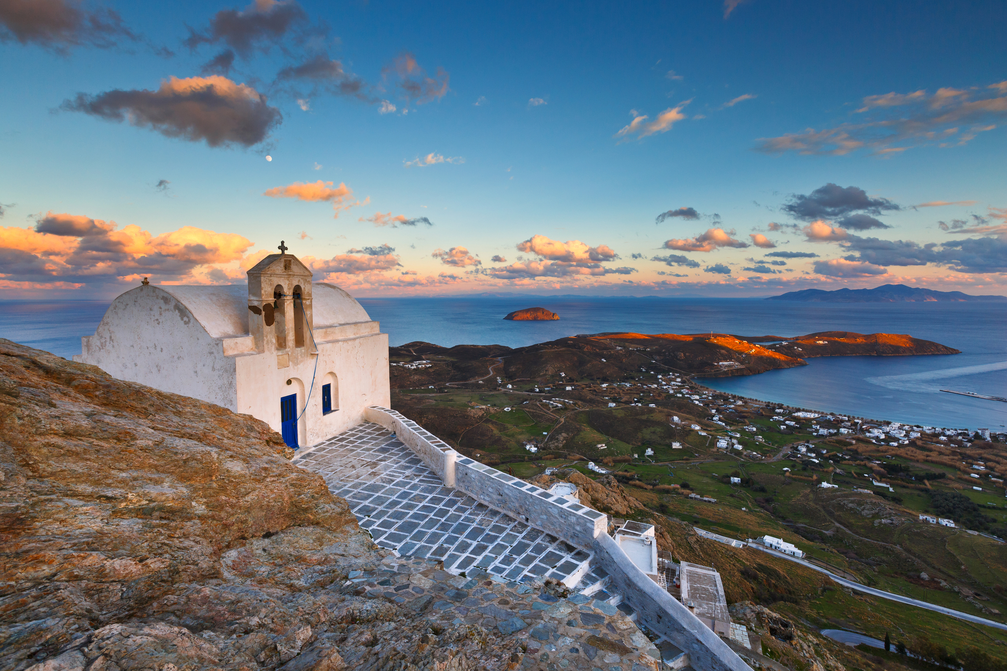 Sunsets and Seascapes of the Cyclades package in Athens, Naxos, Paros