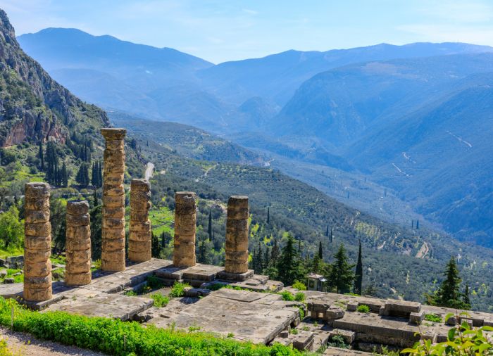 Greece vacation tours with Travelive, luxury travel agency