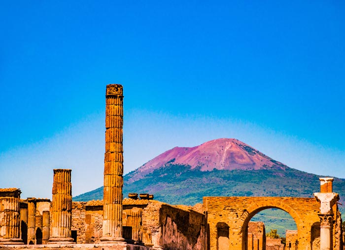 Mount Vesuvius – Pompeii, Amalfi Coast Excursions with Travelive, luxury travel agency