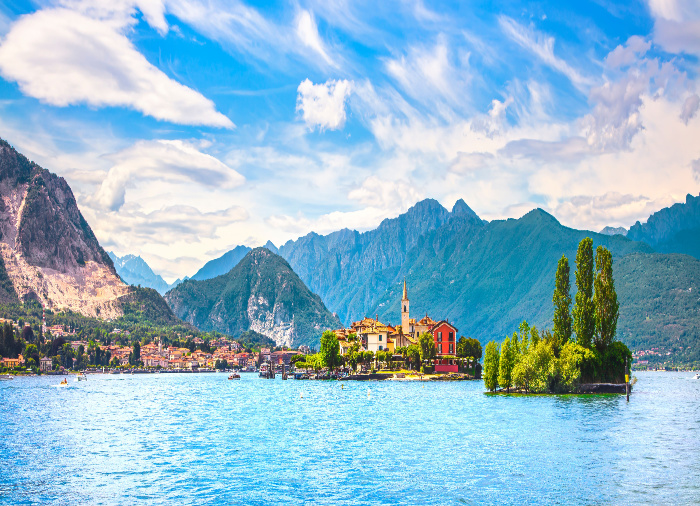Magnificent Italian Lakes Package with Travelive, luxury travel agency