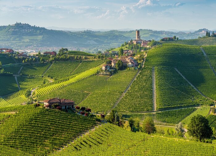 Pristine Beauty of Northern Italy and Surrounding Countries Package with Travelive, luxury travel agency