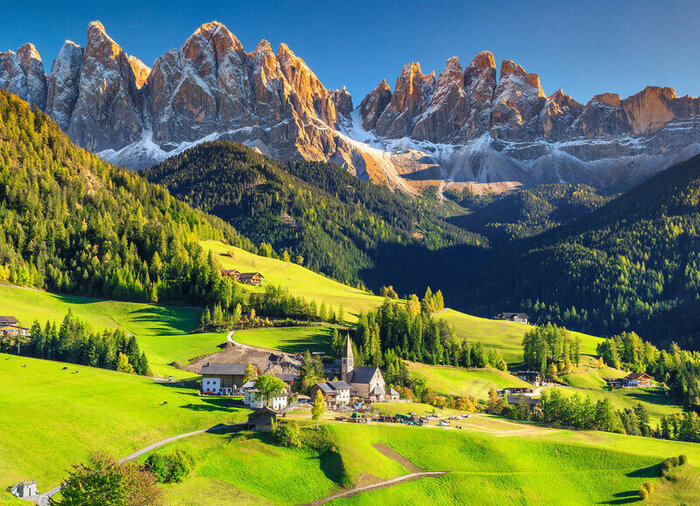 Pristine Beauty of Northern Italy and Surrounding Countries Package with Travelive, luxury travel agency