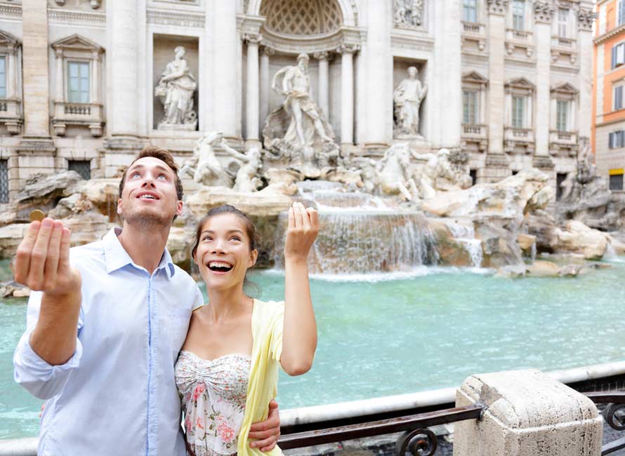 Couple at Trevi fountain, Luxury Honeymoon Packages, Travel to Italy