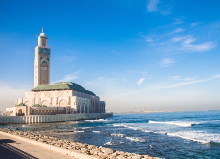 honeymoon packages with Travelive, luxury travel agency