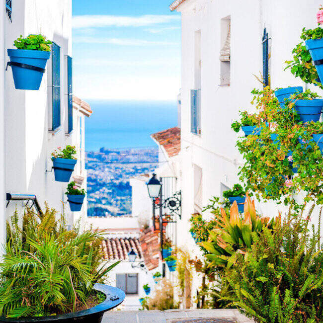 Costa Del Sol , Spain holiday destinations by Travelive