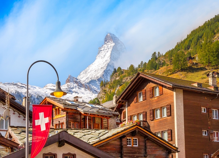 honeymoon packages with Travelive, luxury travel agency
