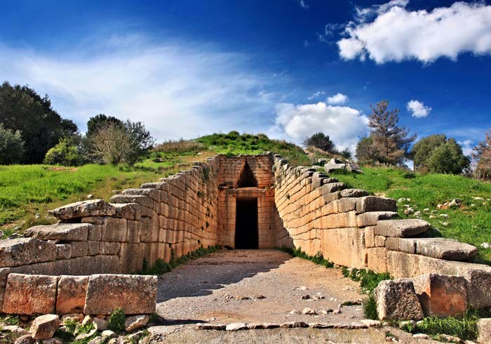Atreus tomb – Mycenae, Greece and Turkey tours, Classical Greece and Turkey package, Travelive
